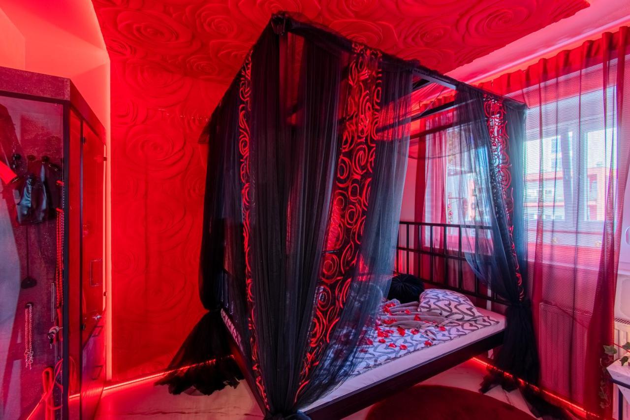 Jacuzzi - Love - Bdsm - Extra Luxury - Ev Chargger - Valentine'S Day - Red Room - Flexible Selfcheckins 28 Загреб Экстерьер фото