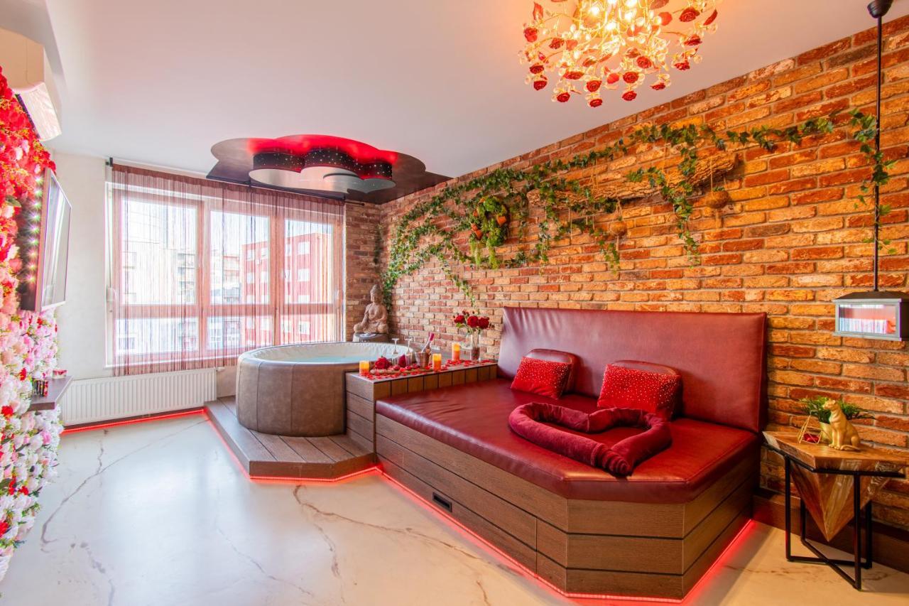 Jacuzzi - Love - Bdsm - Extra Luxury - Ev Chargger - Valentine'S Day - Red Room - Flexible Selfcheckins 28 Загреб Экстерьер фото
